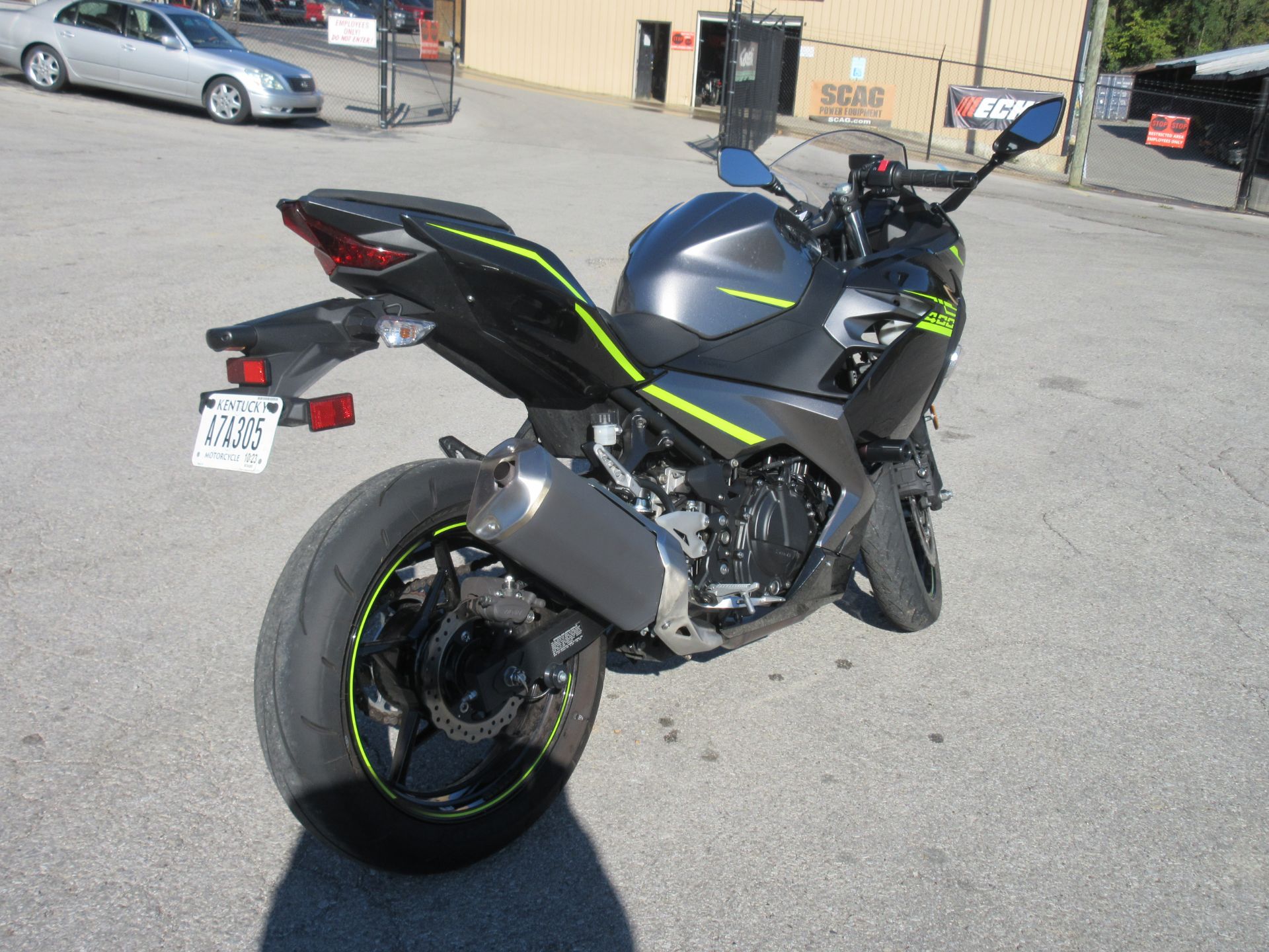 2021 Kawasaki Ninja 400 ABS in Georgetown, Kentucky - Photo 6