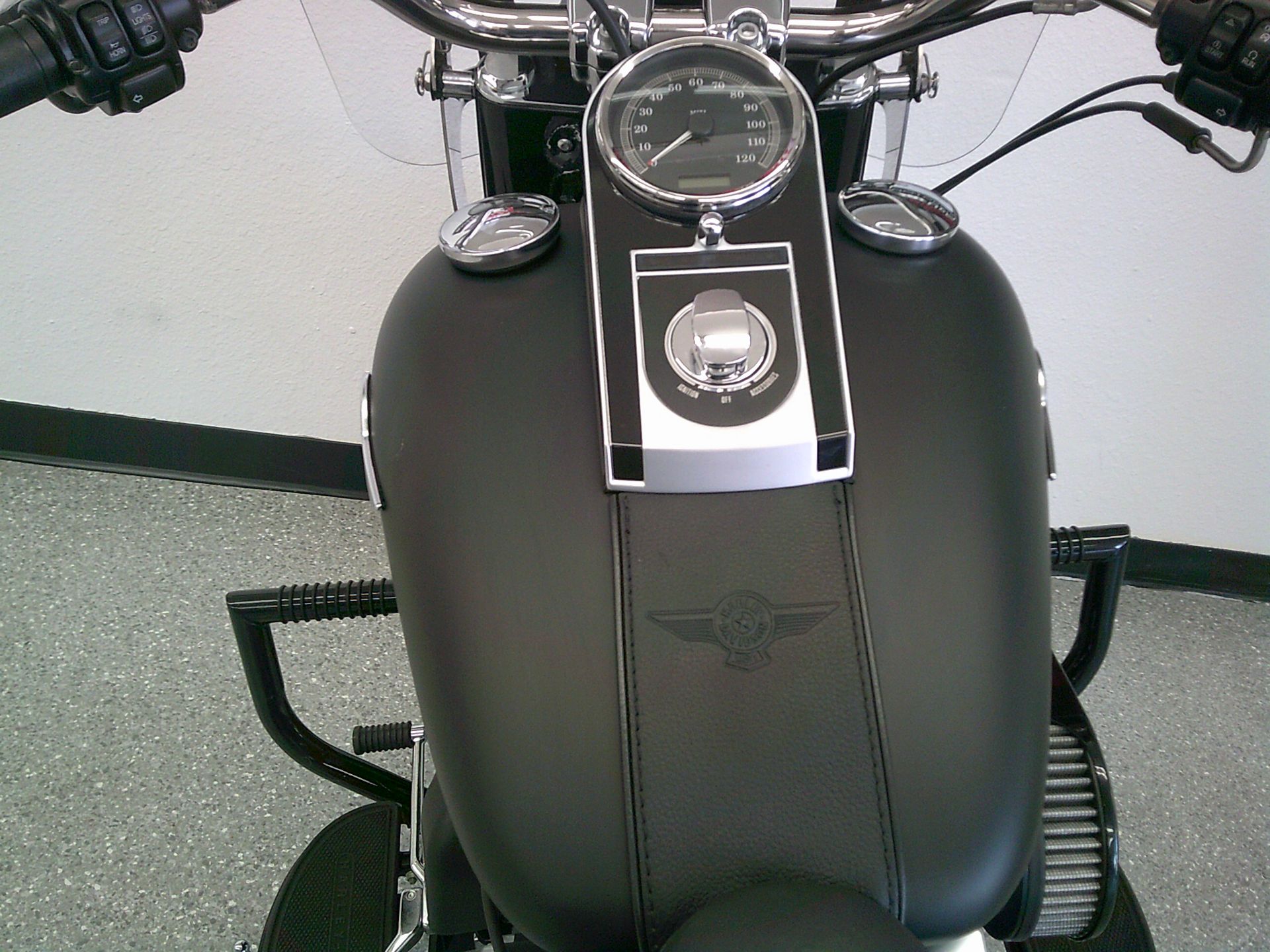 2012 Harley-Davidson Softail® Fat Boy® Lo in Lake Havasu City, Arizona - Photo 8