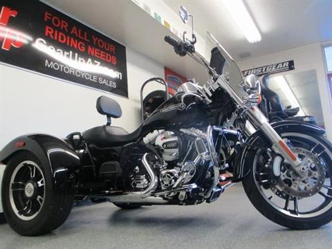 2015 Harley-Davidson Freewheeler™ in Lake Havasu City, Arizona - Photo 16