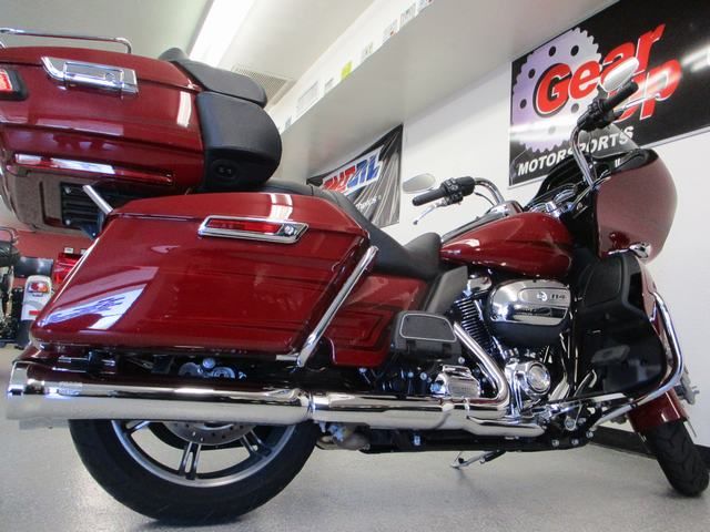 2020 Harley-Davidson Road Glide® Limited in Lake Havasu City, Arizona - Photo 13