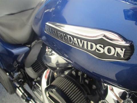 2017 Harley-Davidson Tri Glide® Ultra in Lake Havasu City, Arizona - Photo 12