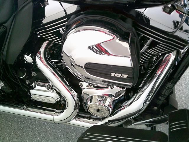 2013 Harley-Davidson Road Glide® Custom in Lake Havasu City, Arizona - Photo 20