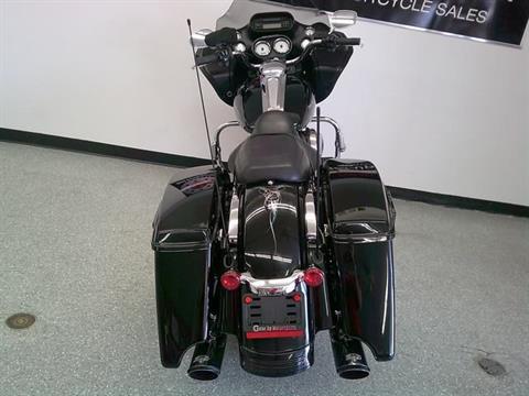 2013 Harley-Davidson Road Glide® Custom in Lake Havasu City, Arizona - Photo 4
