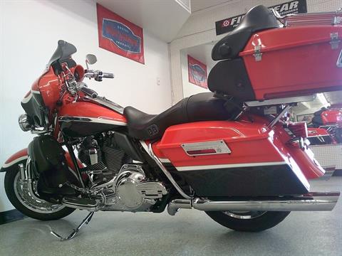 2012 Harley-Davidson CVO™ Ultra Classic® Electra Glide® in Lake Havasu City, Arizona - Photo 3