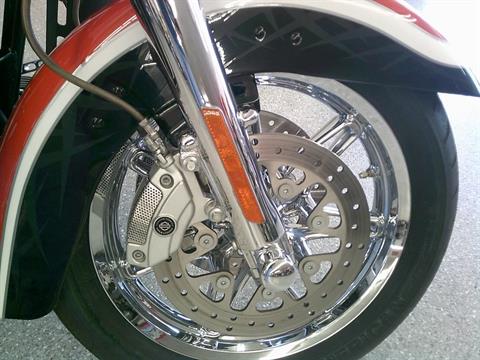 2012 Harley-Davidson CVO™ Ultra Classic® Electra Glide® in Lake Havasu City, Arizona - Photo 21