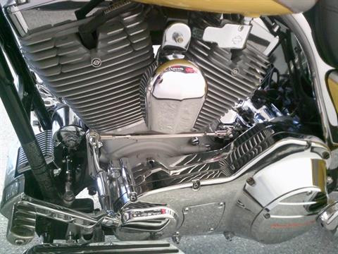 2005 Harley-Davidson FLHTCSE2 Screamin' Eagle® Electra Glide®  2 in Lake Havasu City, Arizona - Photo 22