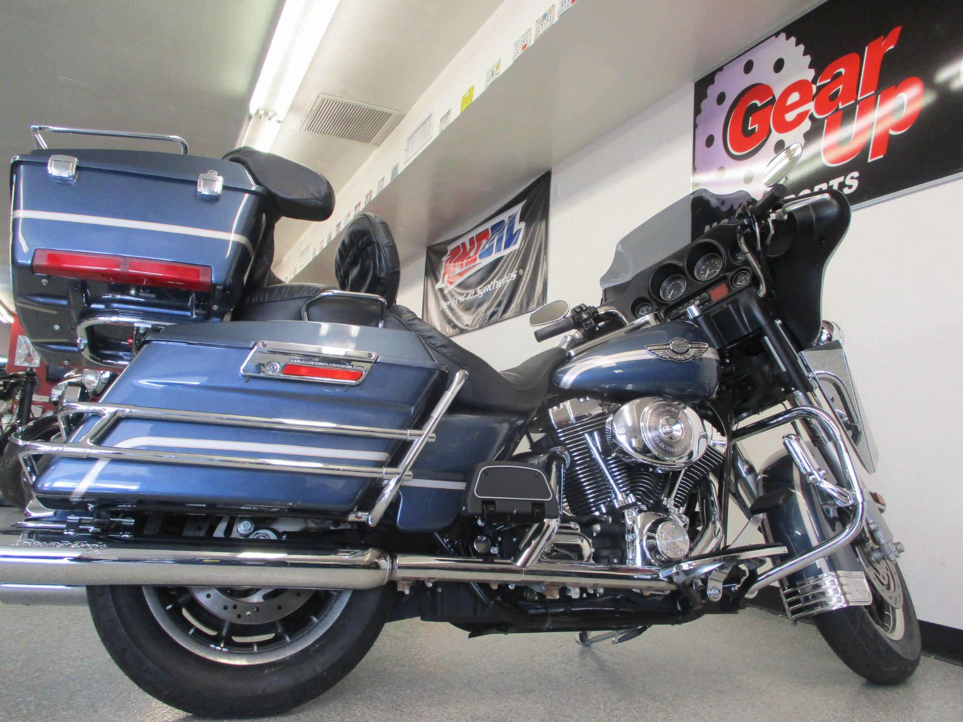 2003 Harley-Davidson FLHTC/FLHTCI Electra Glide® Classic in Lake Havasu City, Arizona - Photo 13