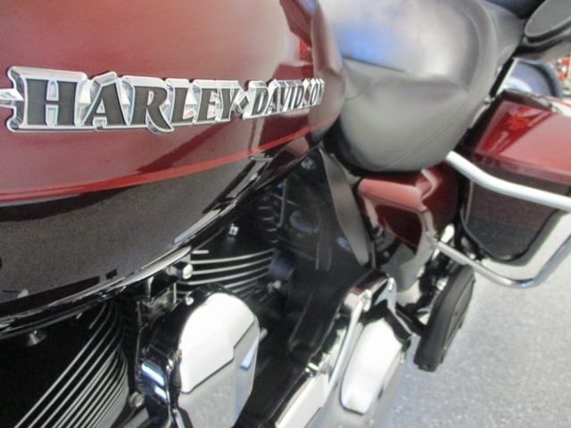 2015 Harley-Davidson Ultra Limited in Lake Havasu City, Arizona - Photo 8