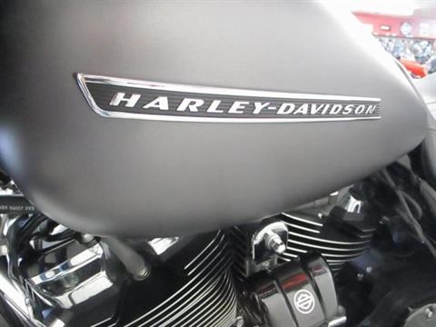 2017 Harley-Davidson Road King® Special in Lake Havasu City, Arizona - Photo 8