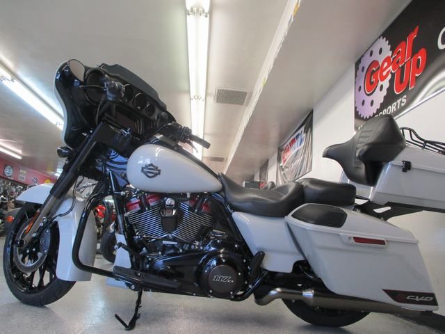 2020 Harley-Davidson CVO™ Street Glide® in Lake Havasu City, Arizona - Photo 1