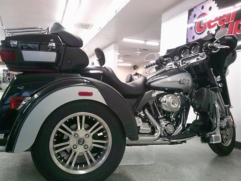 2013 Harley-Davidson Tri Glide® Ultra Classic® in Lake Havasu City, Arizona - Photo 16