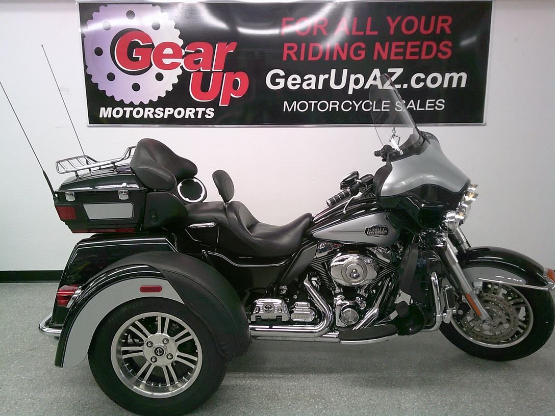 2013 Harley-Davidson Tri Glide® Ultra Classic® in Lake Havasu City, Arizona - Photo 15