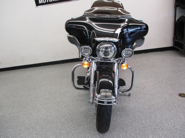 2010 Harley-Davidson Ultra Classic® Electra Glide® in Lake Havasu City, Arizona - Photo 15