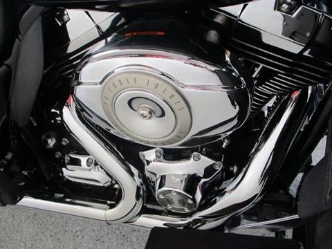 2010 Harley-Davidson Ultra Classic® Electra Glide® in Lake Havasu City, Arizona - Photo 20