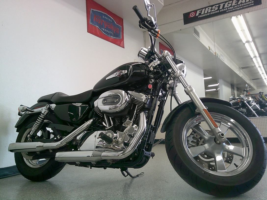 2013 Harley-Davidson Sportster® 1200 Custom in Lake Havasu City, Arizona - Photo 12