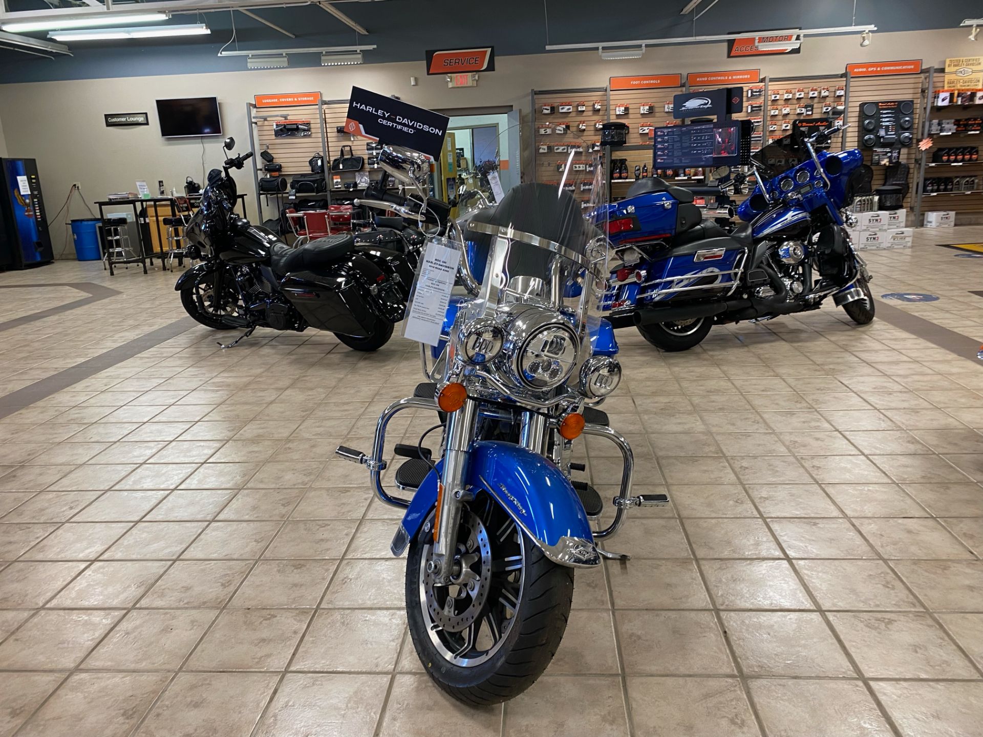 2018 Harley-Davidson Road King® in Rochester, New York - Photo 2