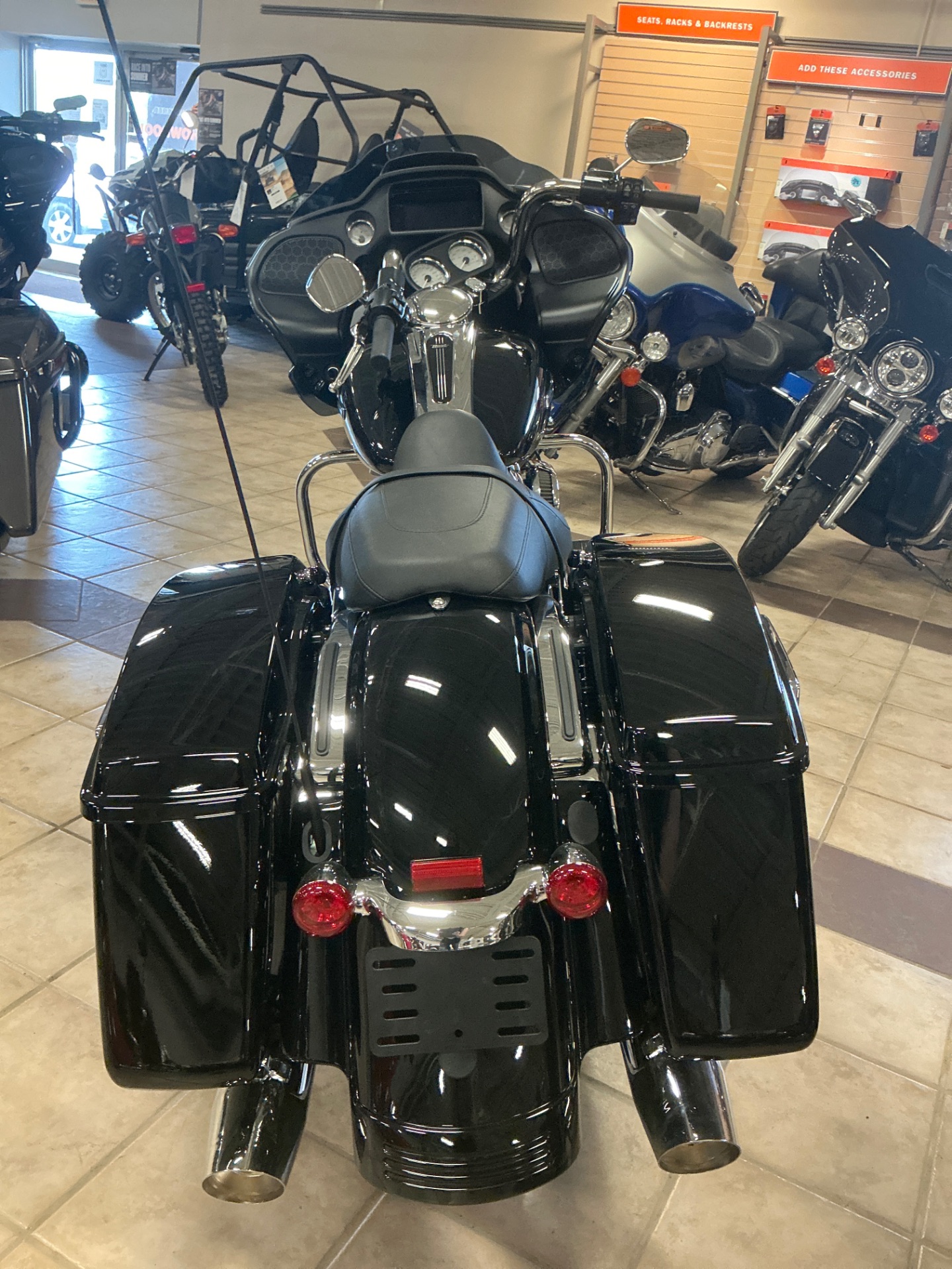 2023 Harley-Davidson Road Glide® in Rochester, New York - Photo 4