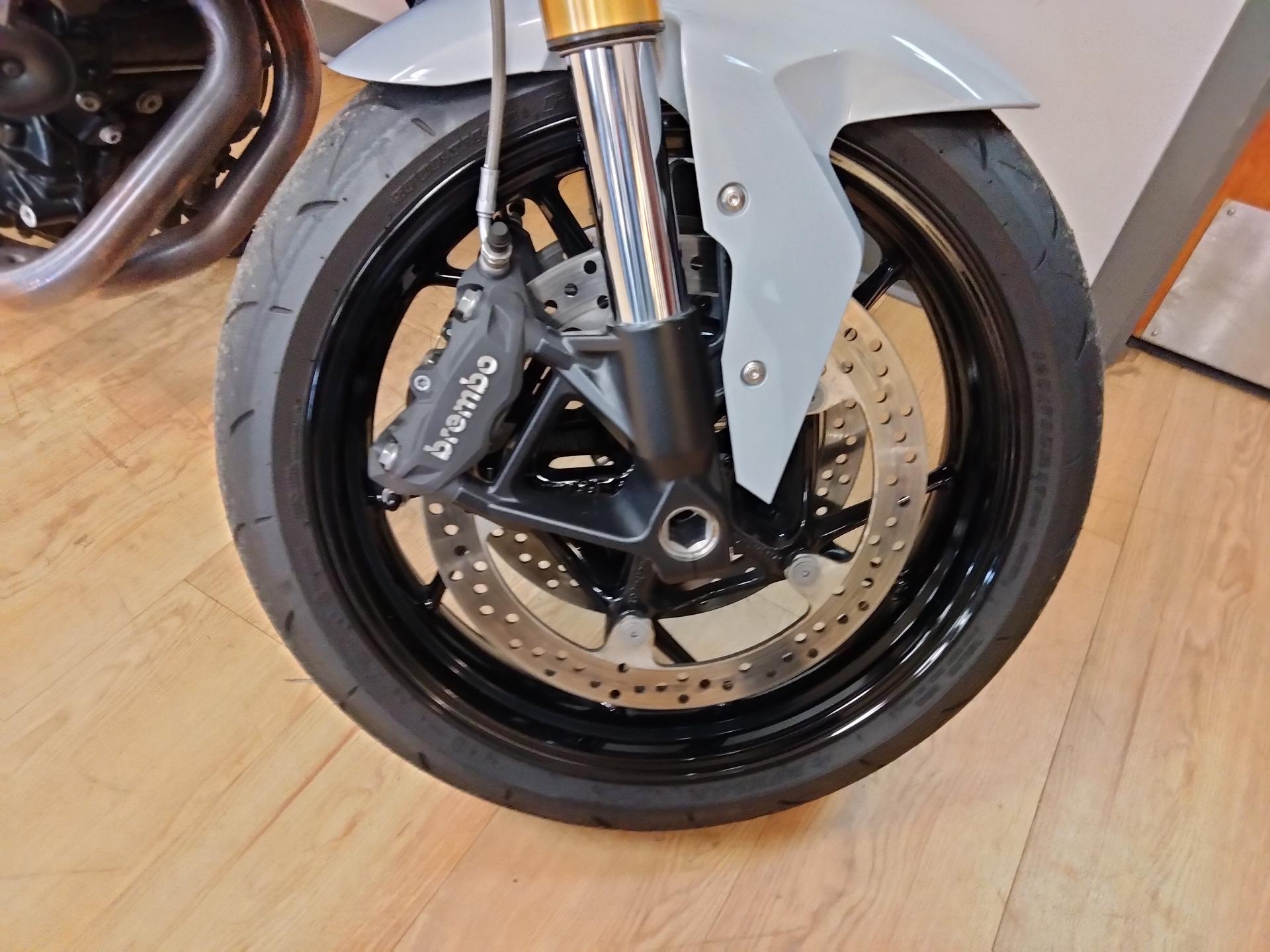 2020 BMW F 900 R in Mahwah, New Jersey - Photo 16
