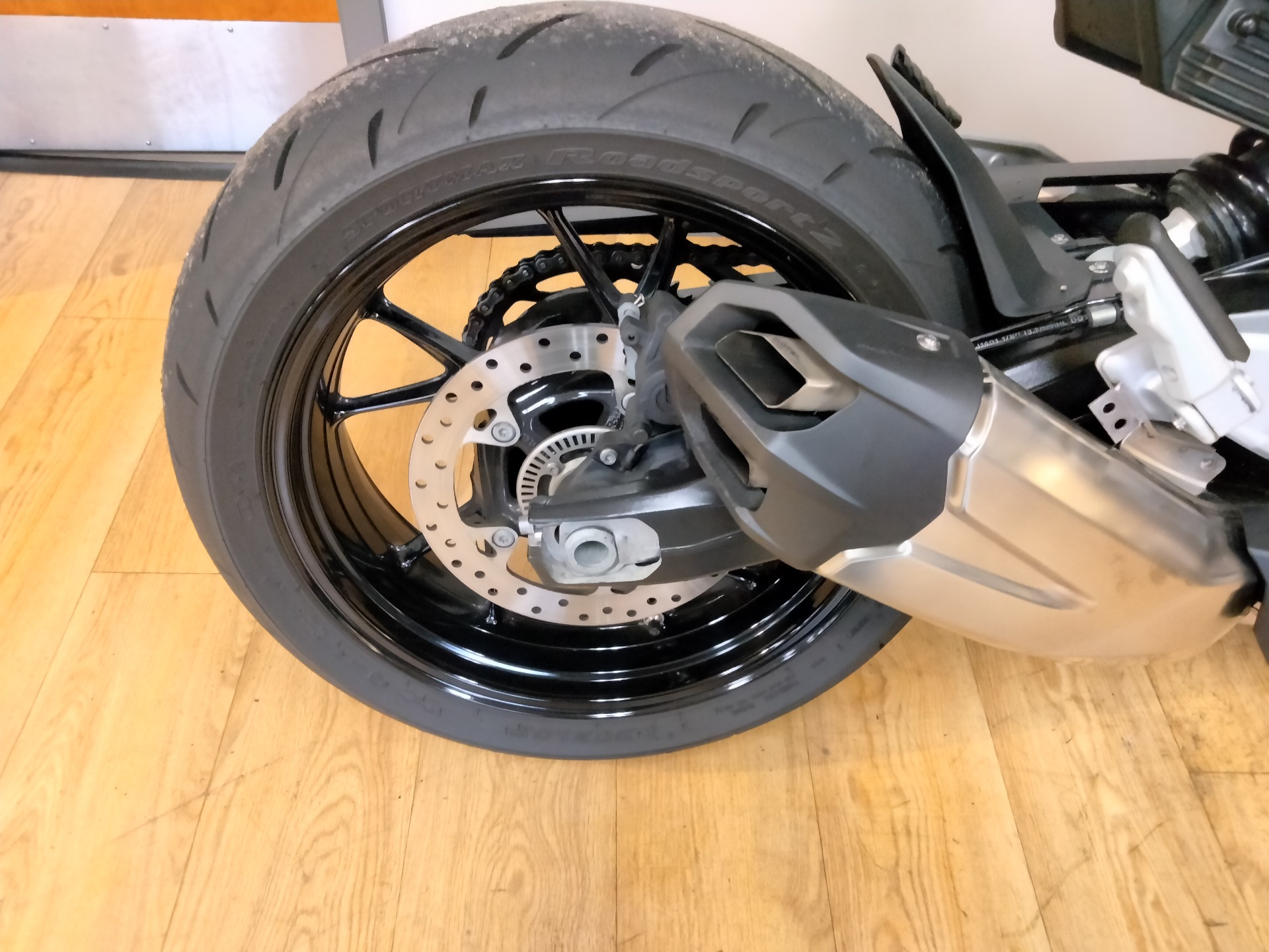 2020 BMW F 900 R in Mahwah, New Jersey - Photo 17
