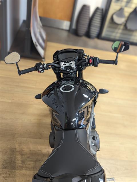 2023 Triumph Street Triple RS in Mahwah, New Jersey - Photo 4