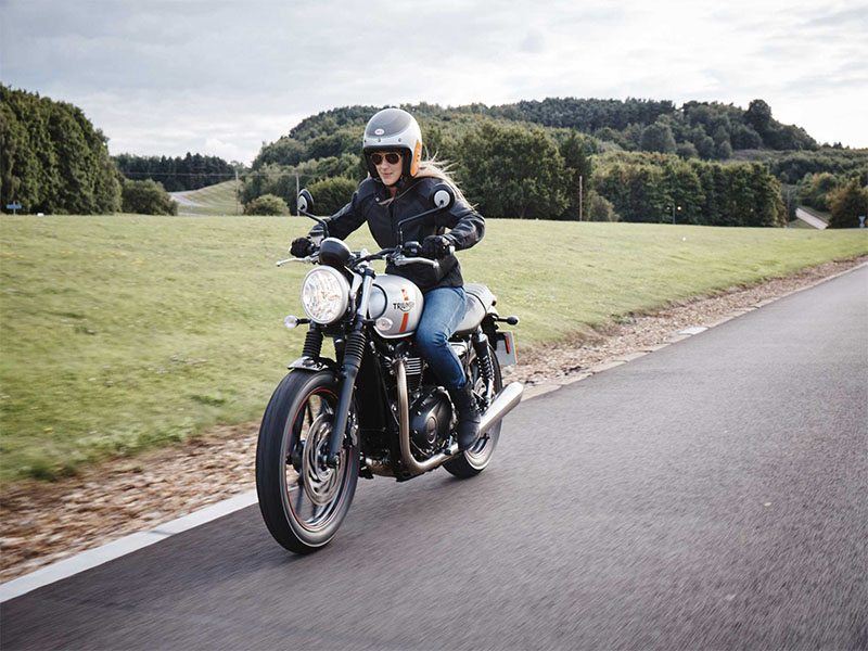 2018 Triumph Street Twin in Mahwah, New Jersey - Photo 6