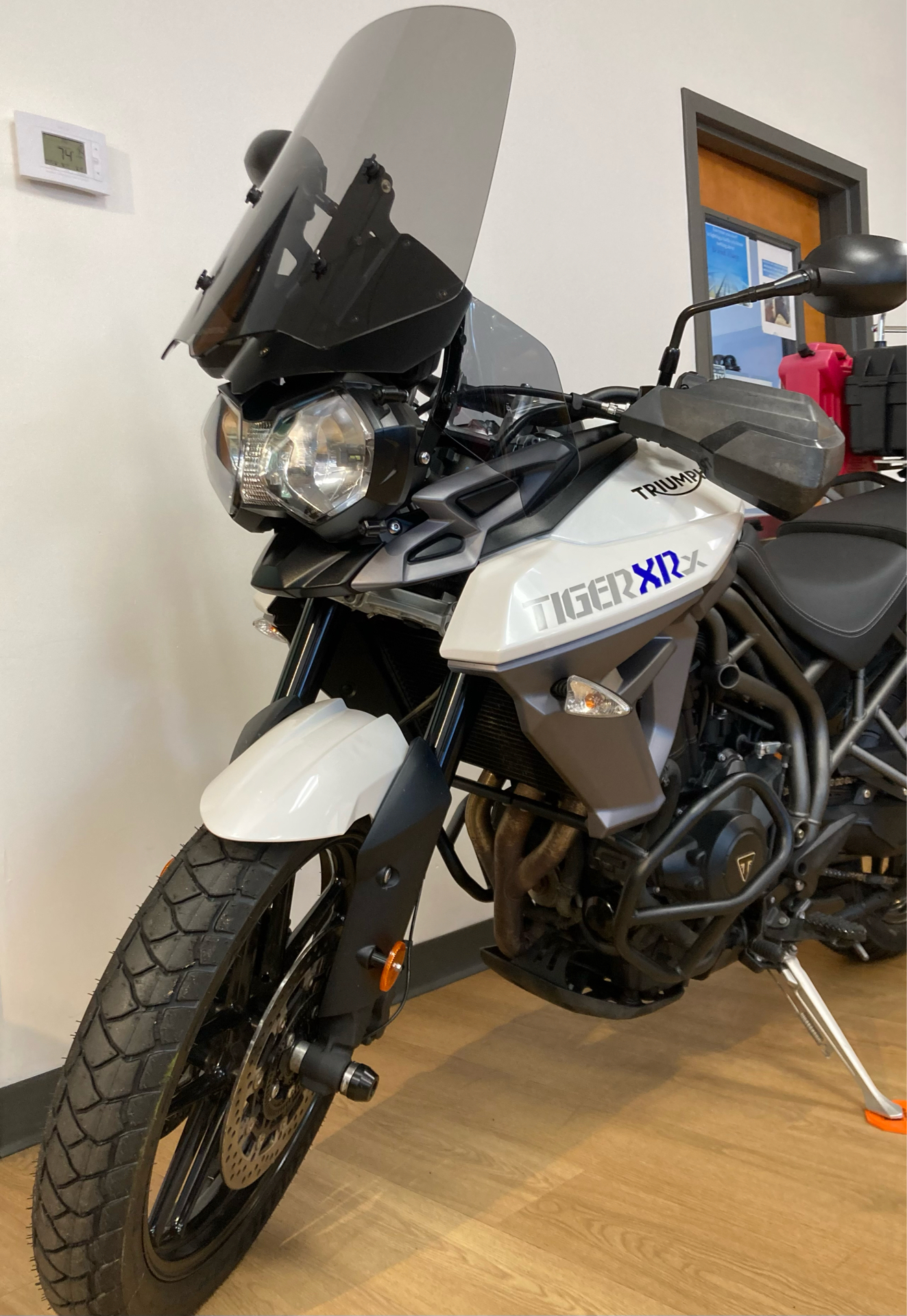 2015 Triumph Tiger 800 XRX in Mahwah, New Jersey - Photo 7