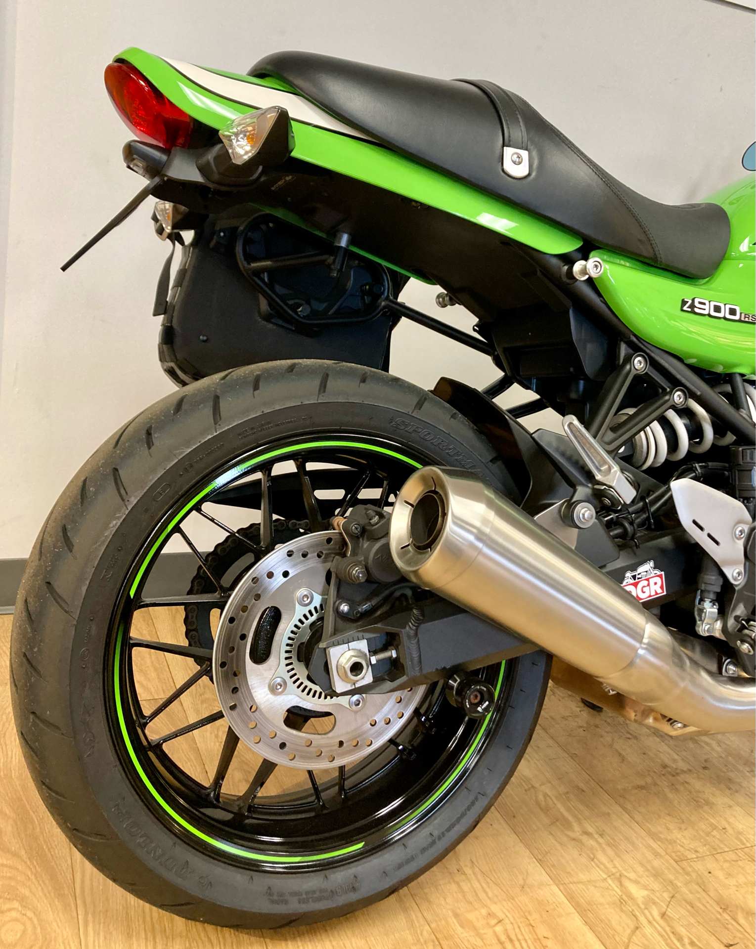 2019 Kawasaki Z900RS Cafe in Mahwah, New Jersey - Photo 6