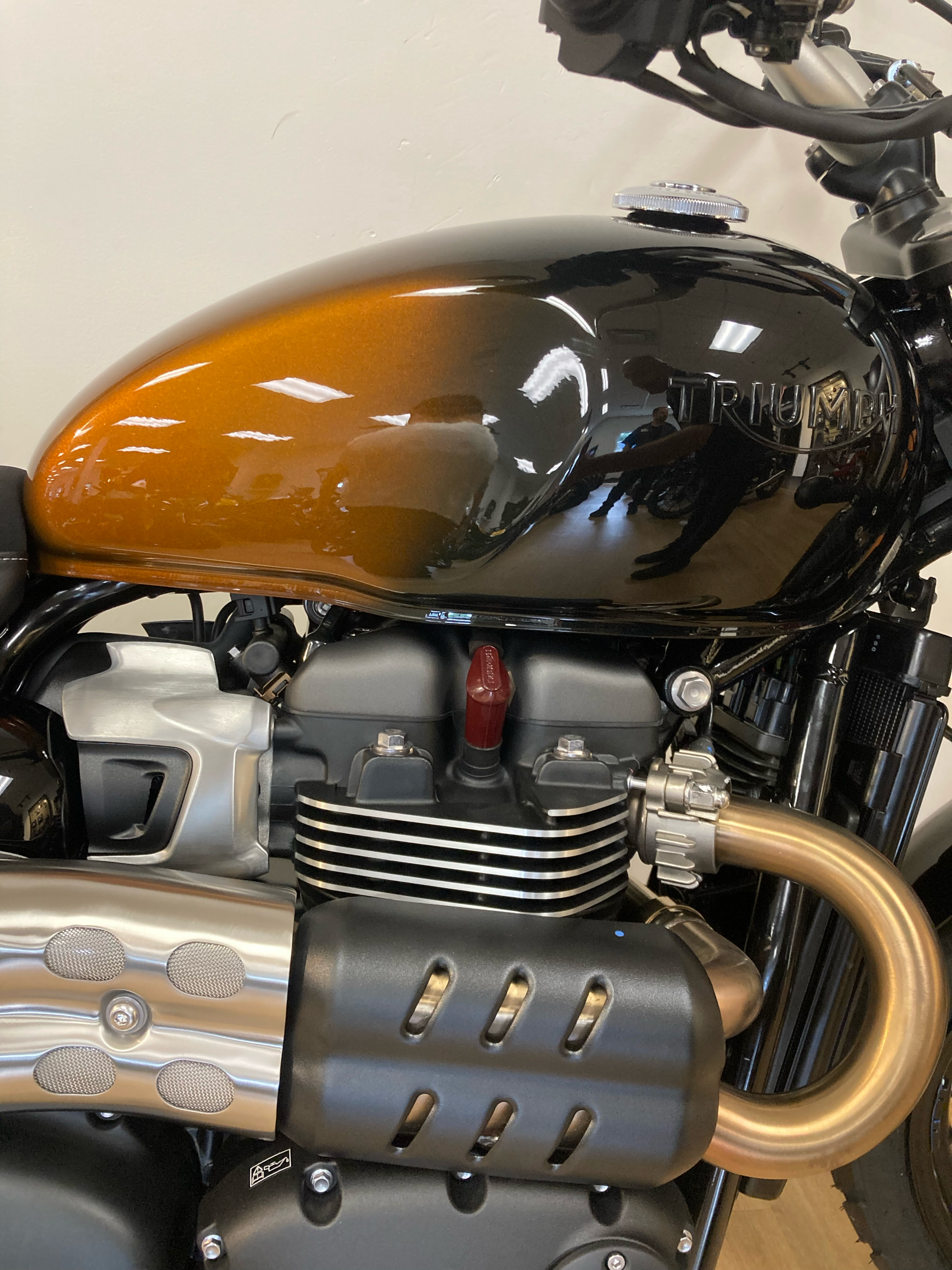 2024 Triumph Scrambler 900 in Mahwah, New Jersey - Photo 2