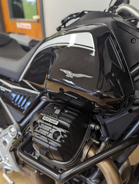 2022 Moto Guzzi V85 TT Guardia D’onore in Mahwah, New Jersey - Photo 5