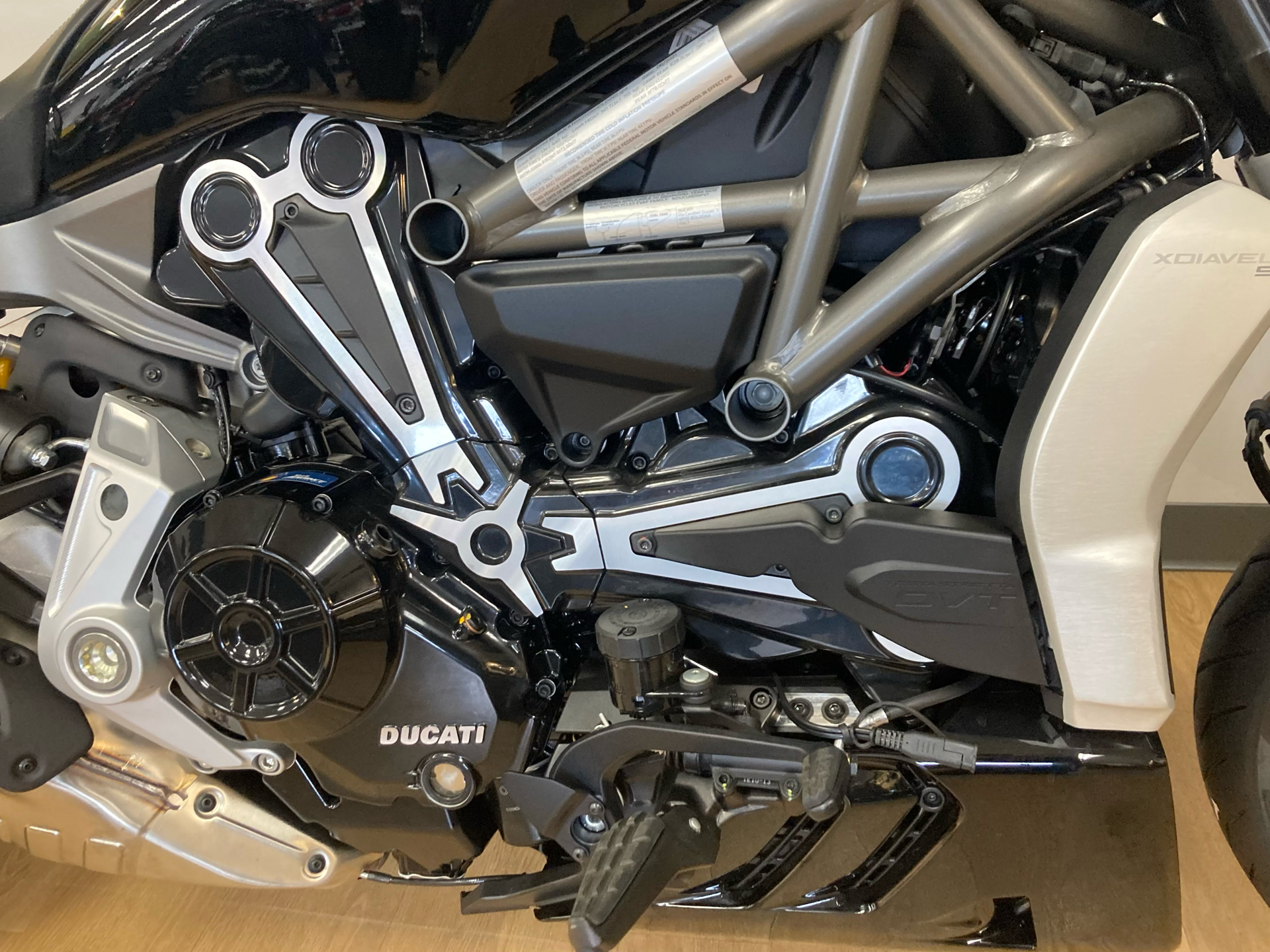 2022 Ducati XDiavel S in Mahwah, New Jersey - Photo 11