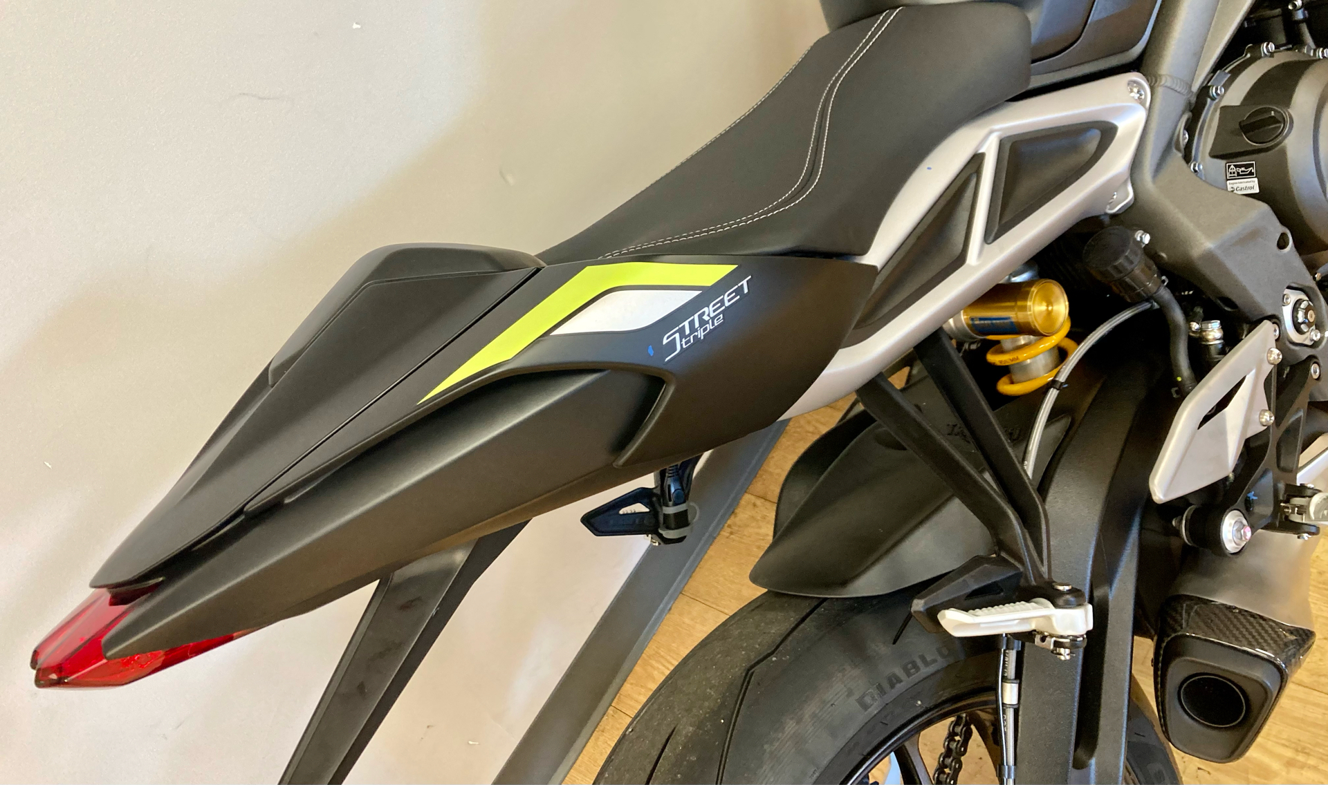 2022 Triumph Street Triple RS in Mahwah, New Jersey - Photo 3