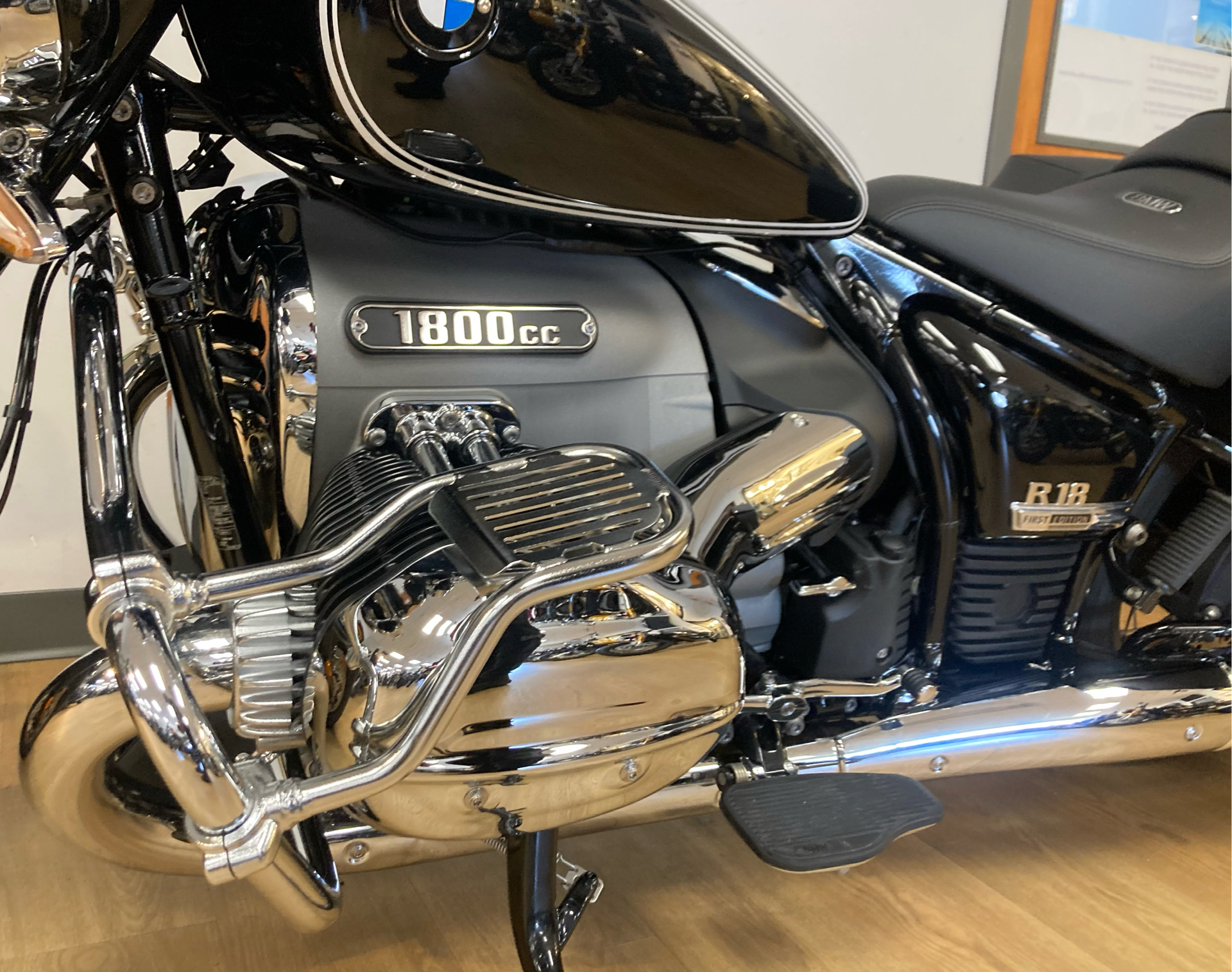 2021 BMW R 18 Classic First Edition in Mahwah, New Jersey - Photo 9