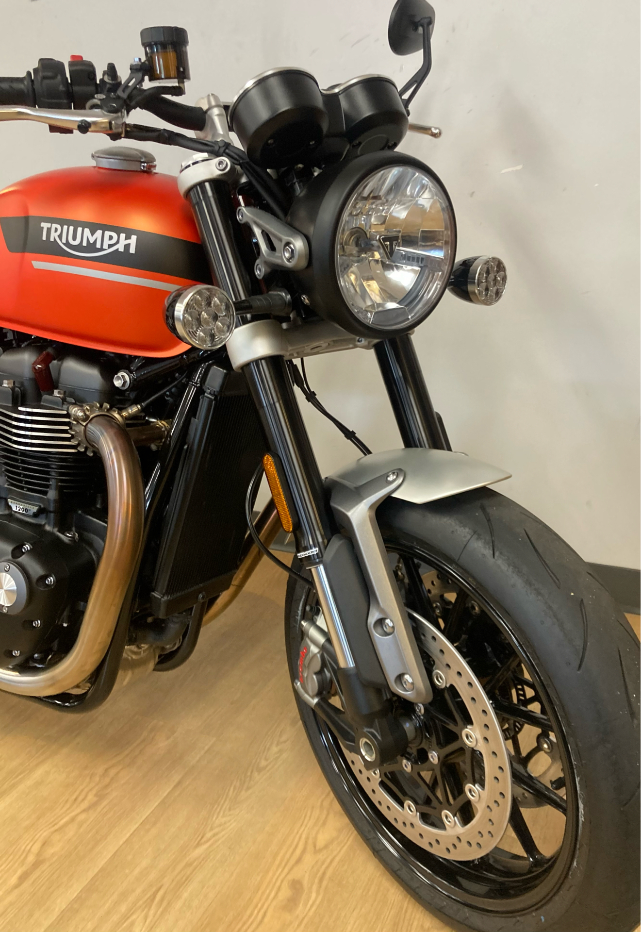 2023 Triumph Speed Twin 1200 in Mahwah, New Jersey - Photo 8
