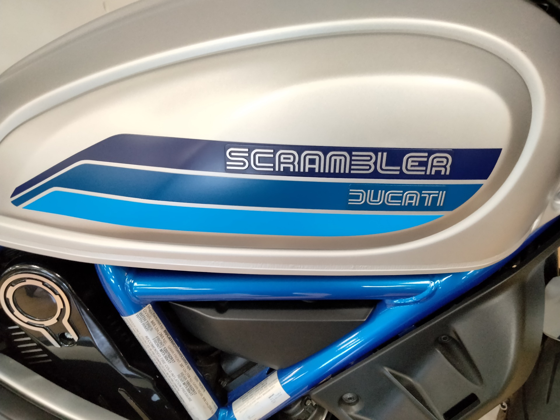 2019 Ducati Scrambler Cafe Racer in Mahwah, New Jersey - Photo 18