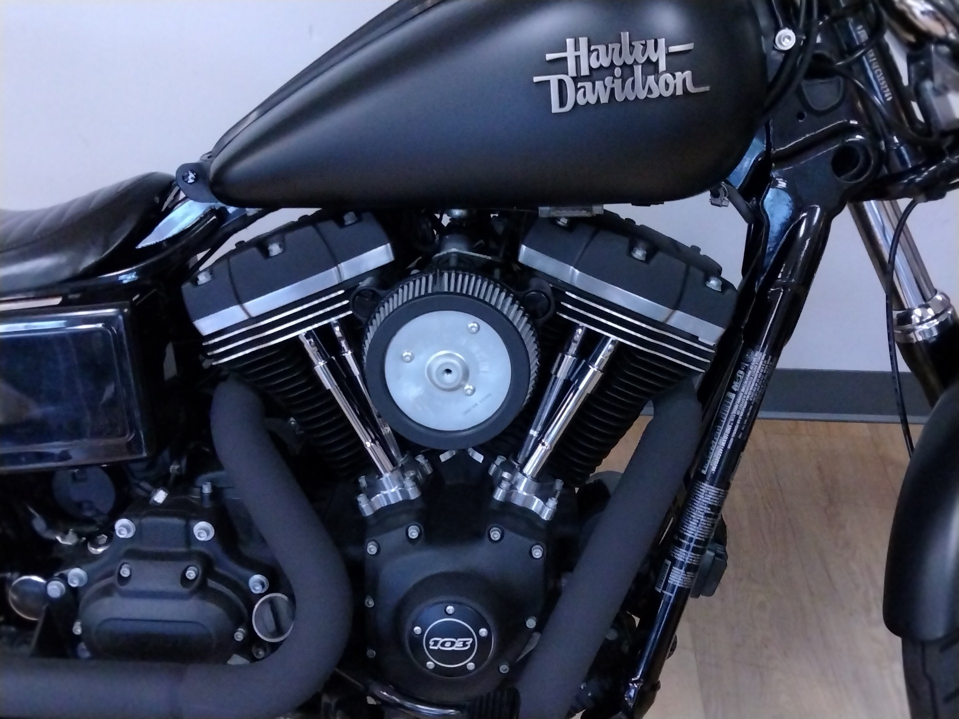 2014 Harley-Davidson Dyna® Street Bob® in Mahwah, New Jersey - Photo 2