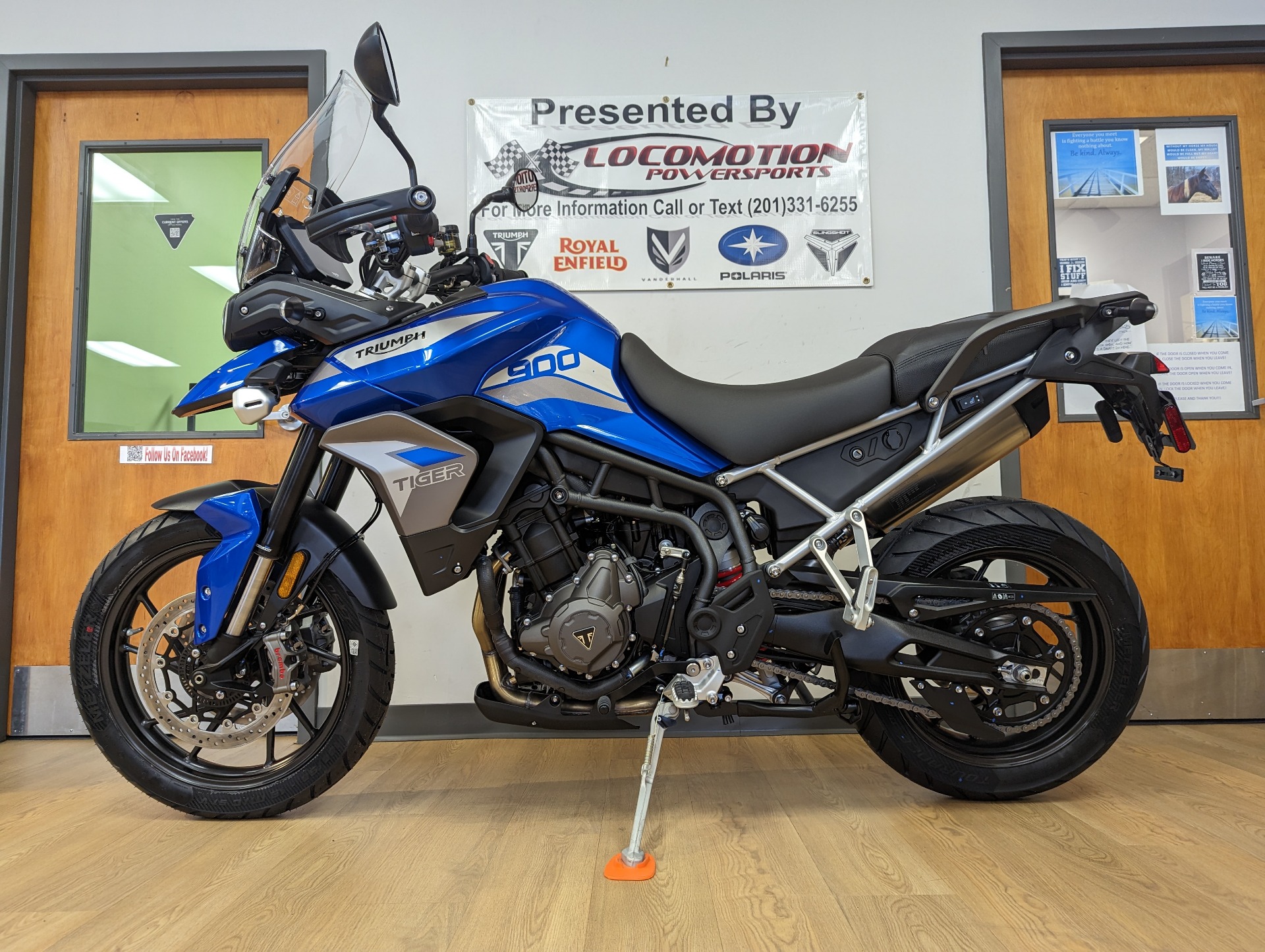 2023 Triumph Tiger 900 GT Pro in Mahwah, New Jersey - Photo 2