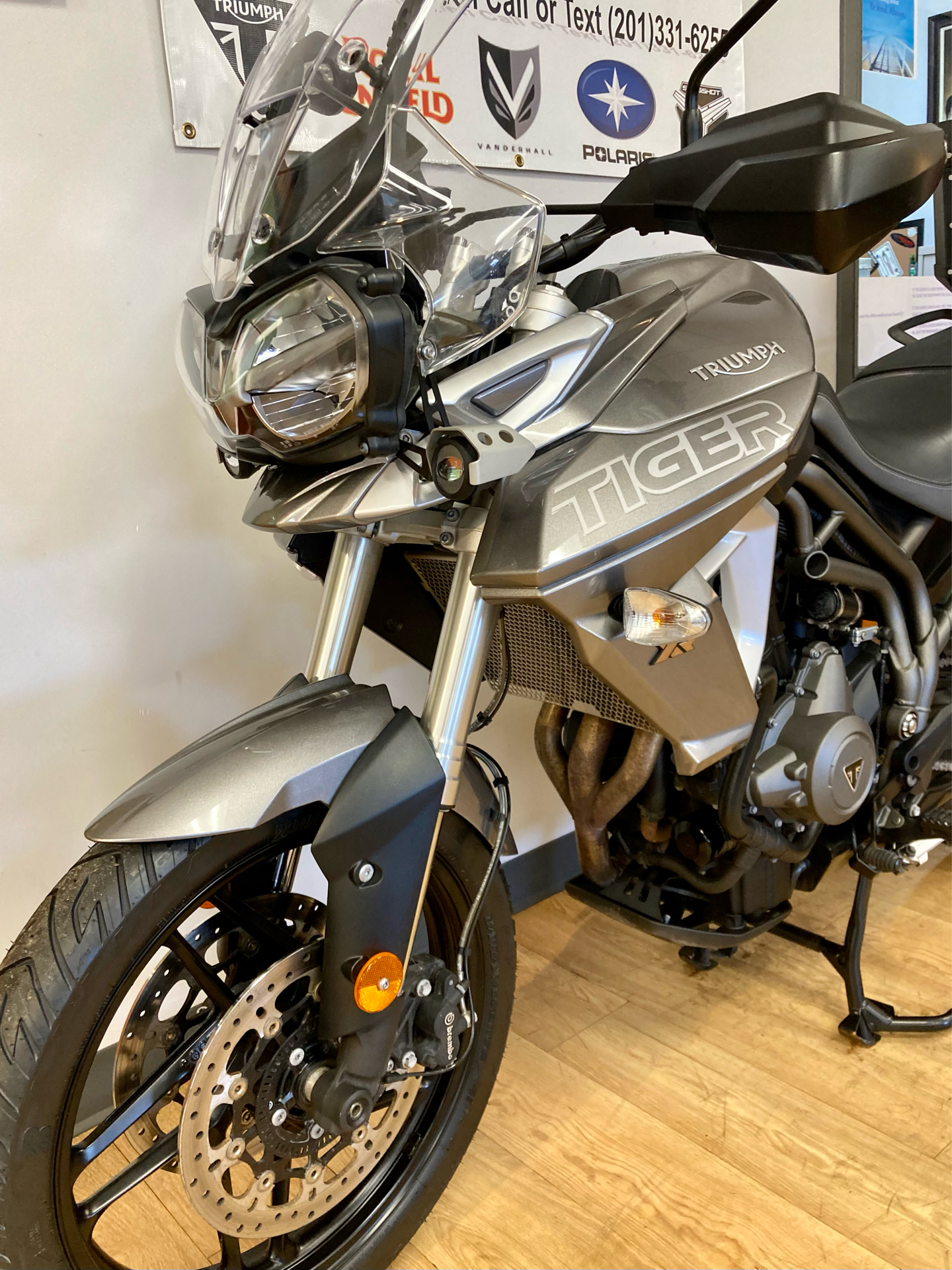 2018 Triumph Tiger 800 XRt in Mahwah, New Jersey - Photo 3