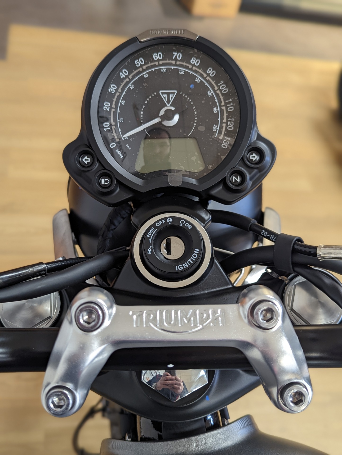 2023 Triumph Speed Twin 900 in Mahwah, New Jersey - Photo 4