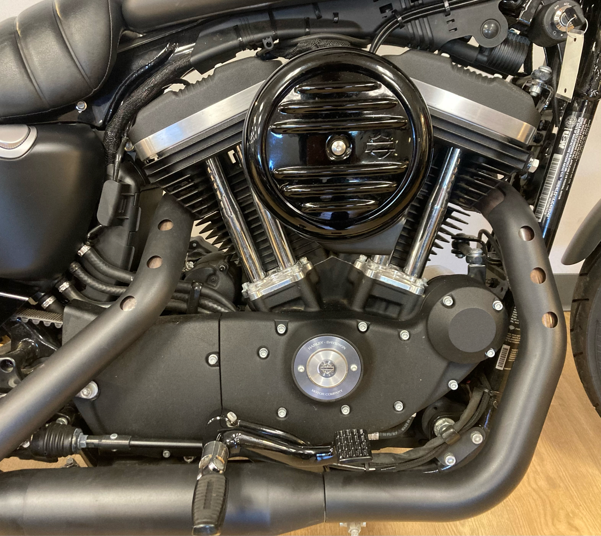 2018 Harley-Davidson Iron 883™ in Mahwah, New Jersey - Photo 7