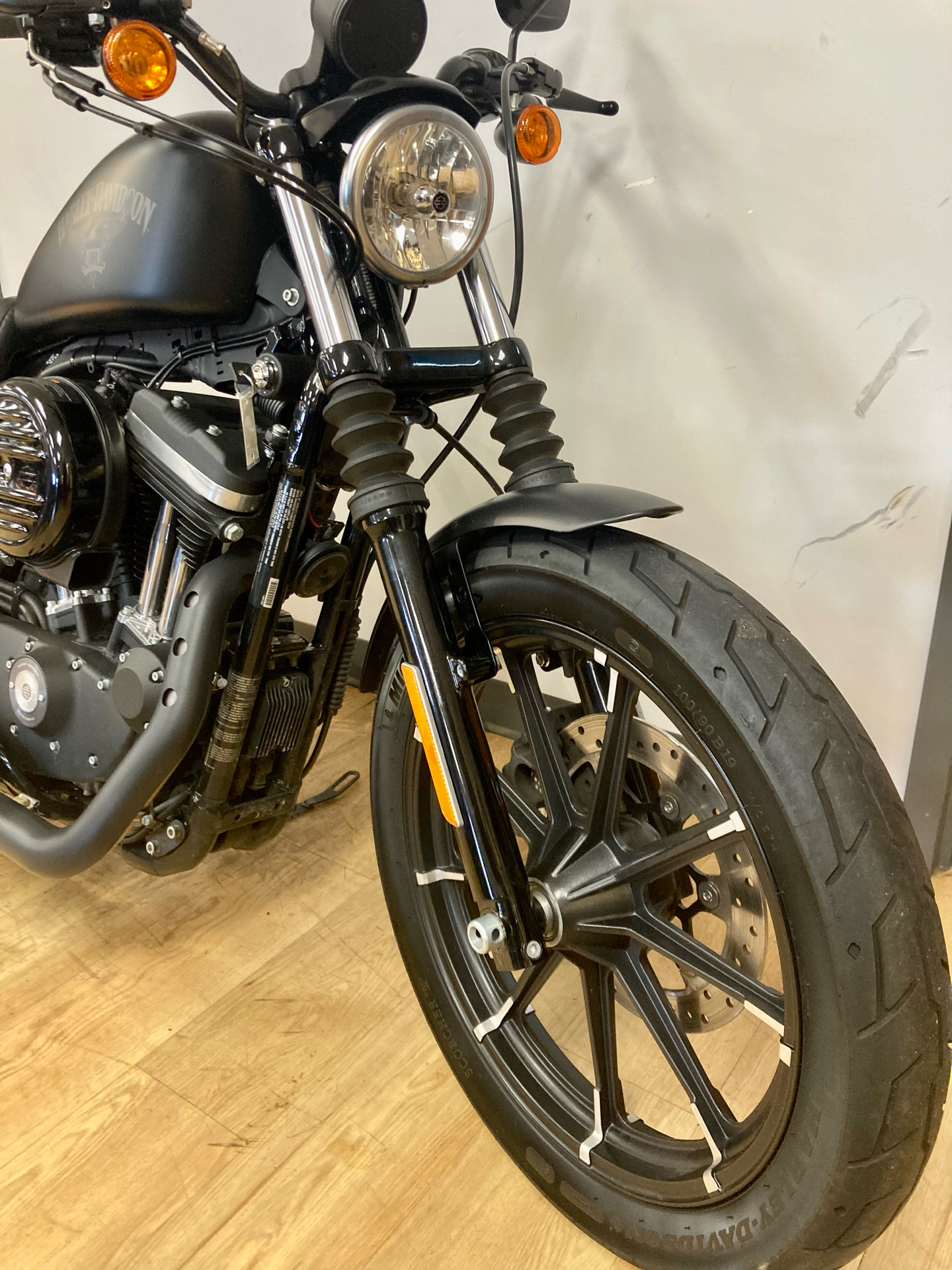 2018 Harley-Davidson Iron 883™ in Mahwah, New Jersey - Photo 8