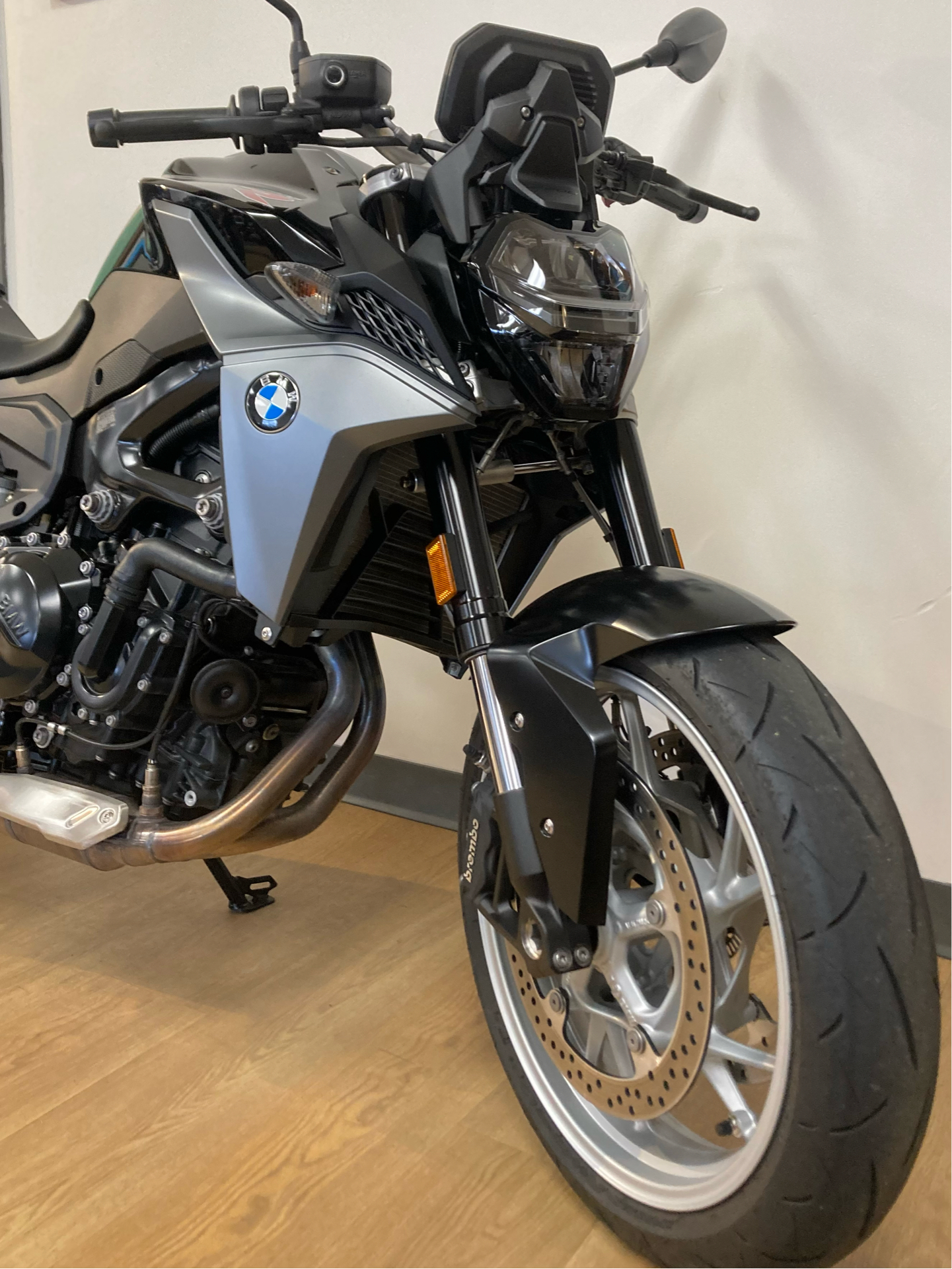 2020 BMW F 900 R in Mahwah, New Jersey - Photo 9