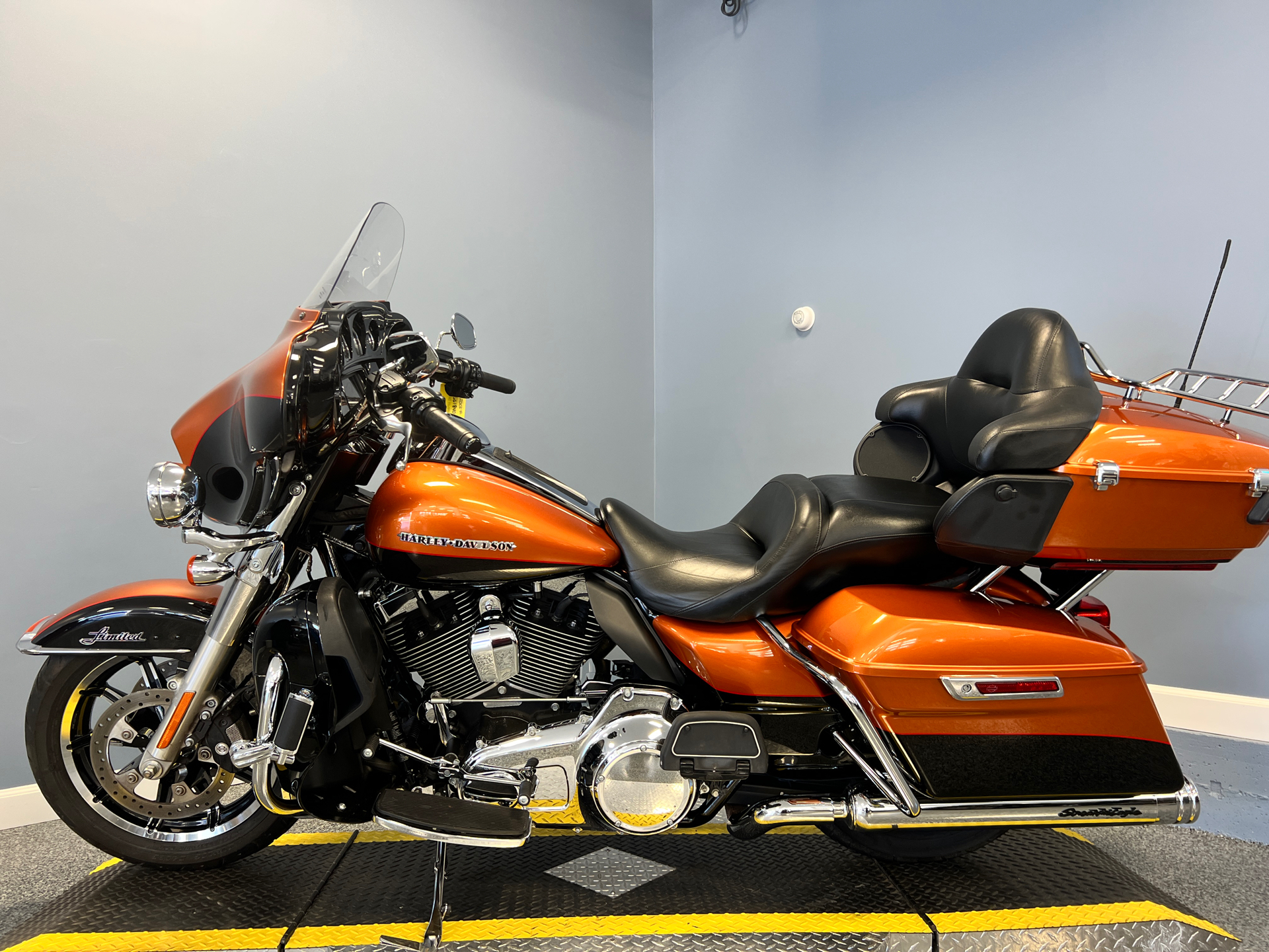 2016 Harley-Davidson Ultra Limited in Meredith, New Hampshire - Photo 7