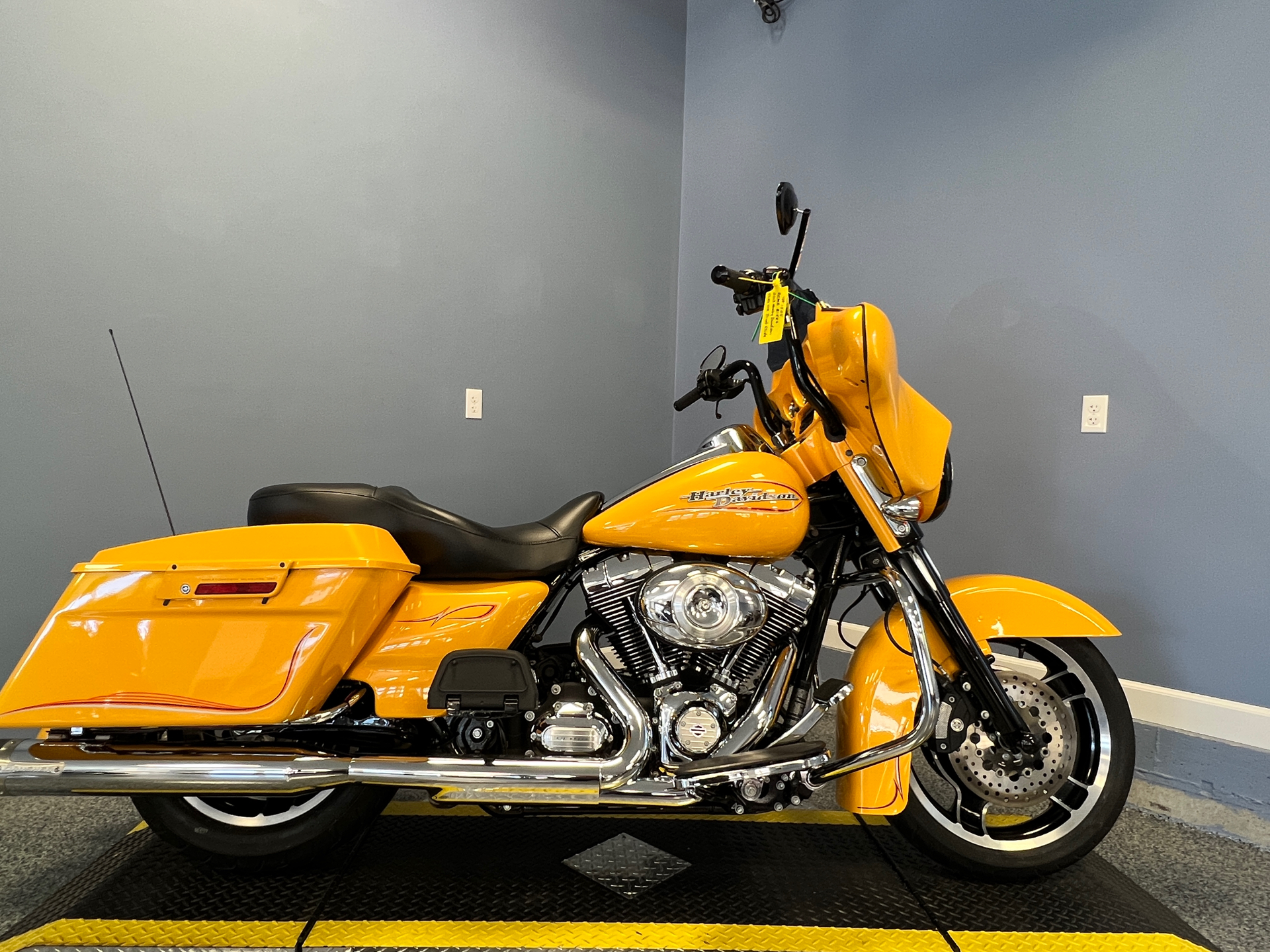 2013 Harley-Davidson Street Glide® in Meredith, New Hampshire - Photo 1