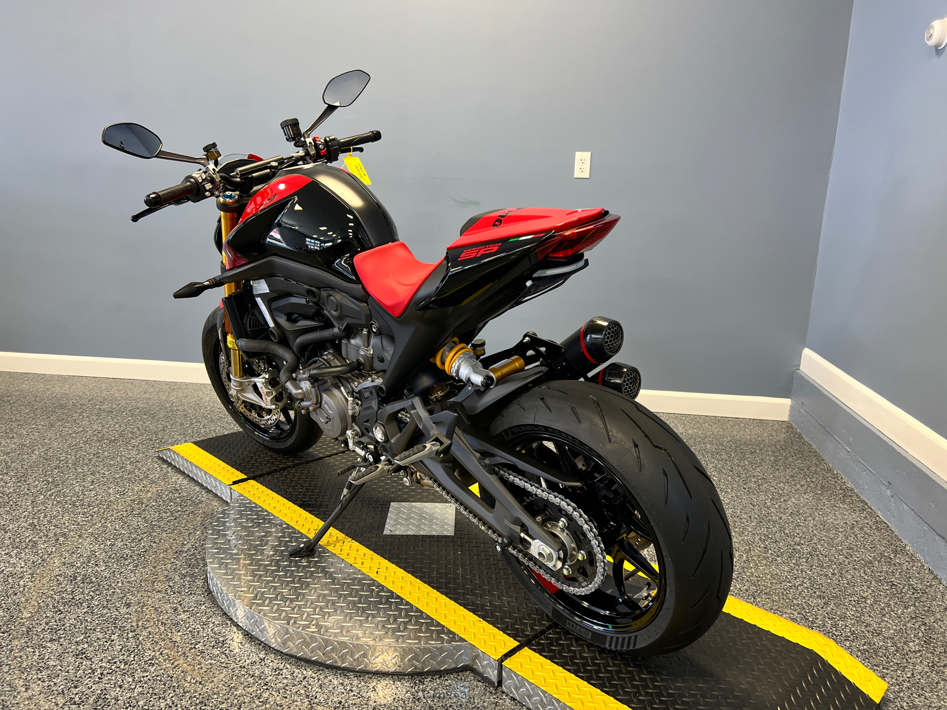 2024 Ducati Monster SP in Meredith, New Hampshire - Photo 6