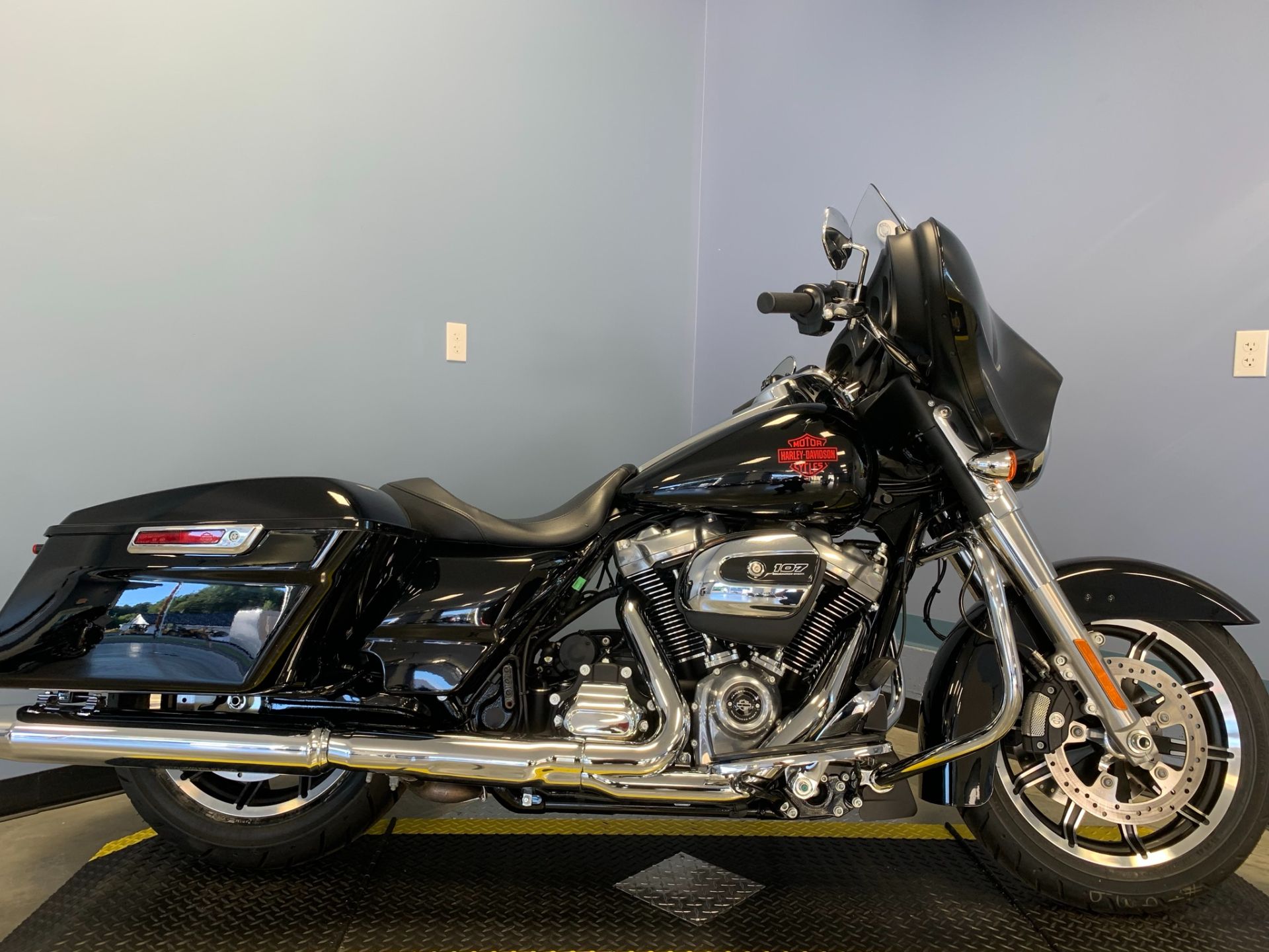 2020 Harley-Davidson Electra Glide® Standard in Meredith, New Hampshire - Photo 1