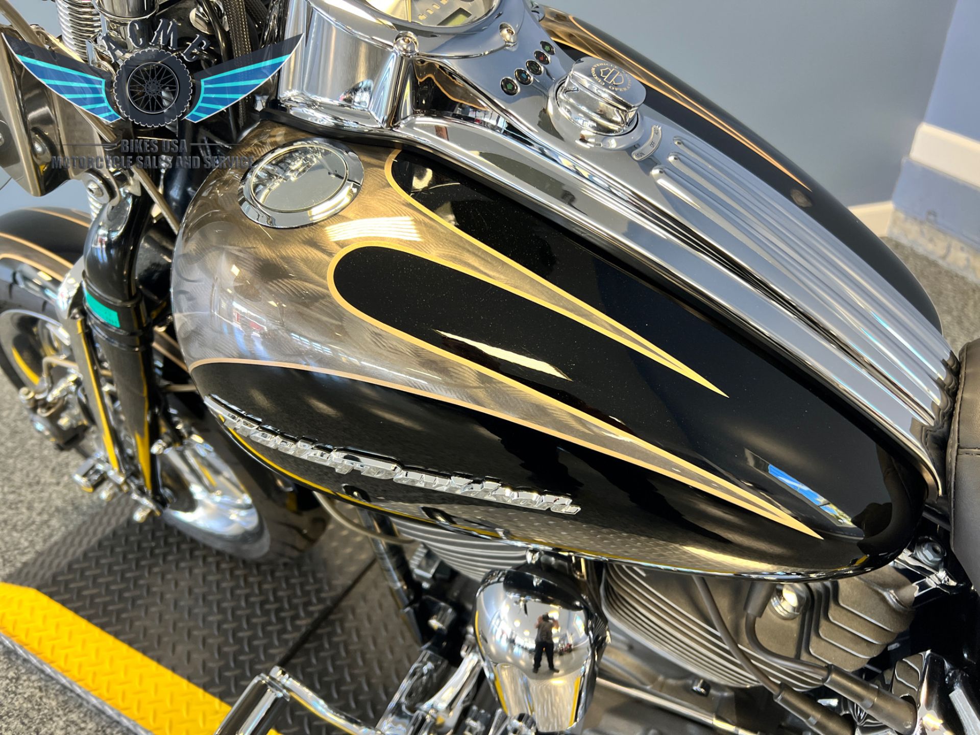 2008 Harley-Davidson CVO™ Screamin' Eagle® Softail® Springer® in Meredith, New Hampshire - Photo 11
