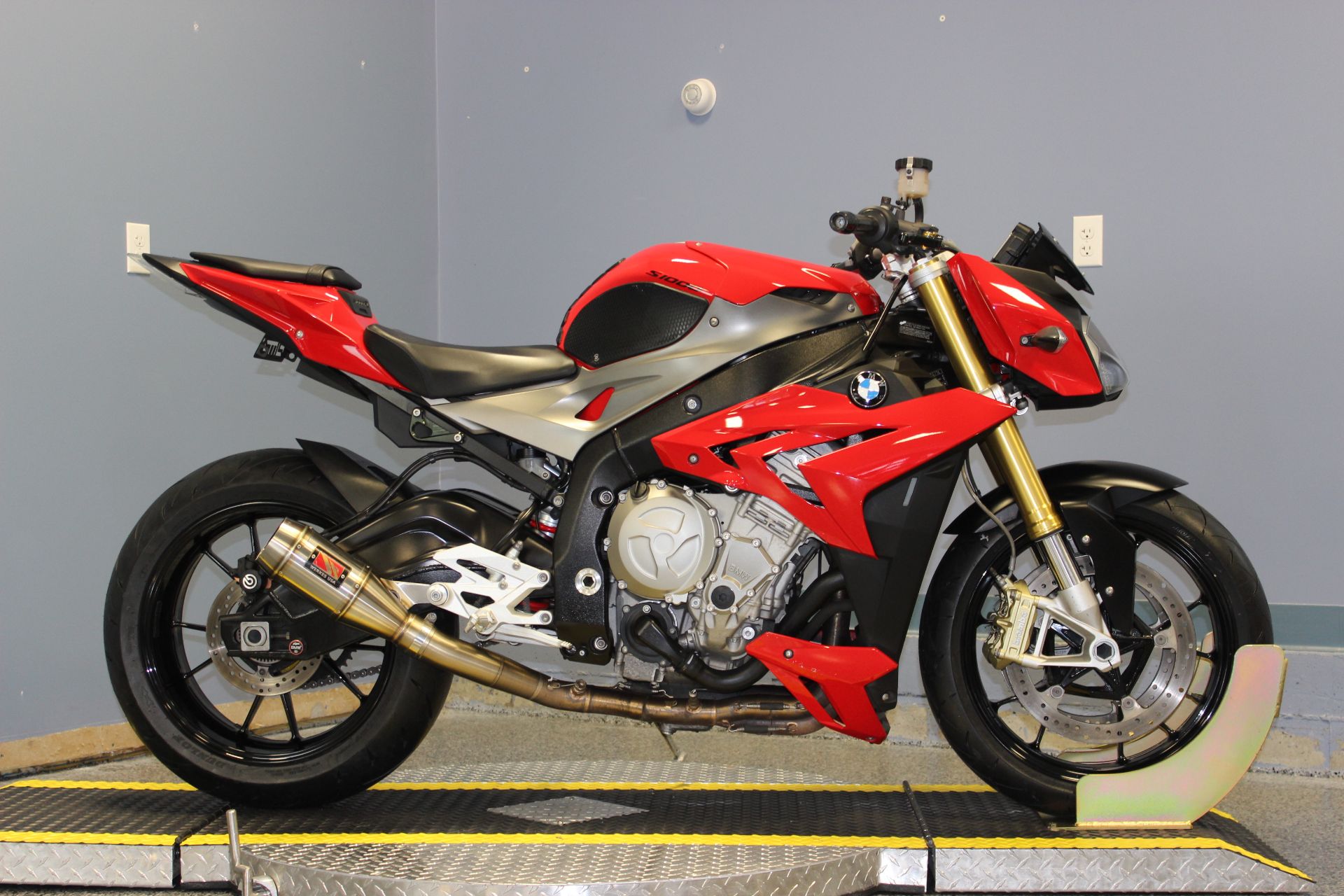 2016 BMW S1000R in Meredith, New Hampshire - Photo 1