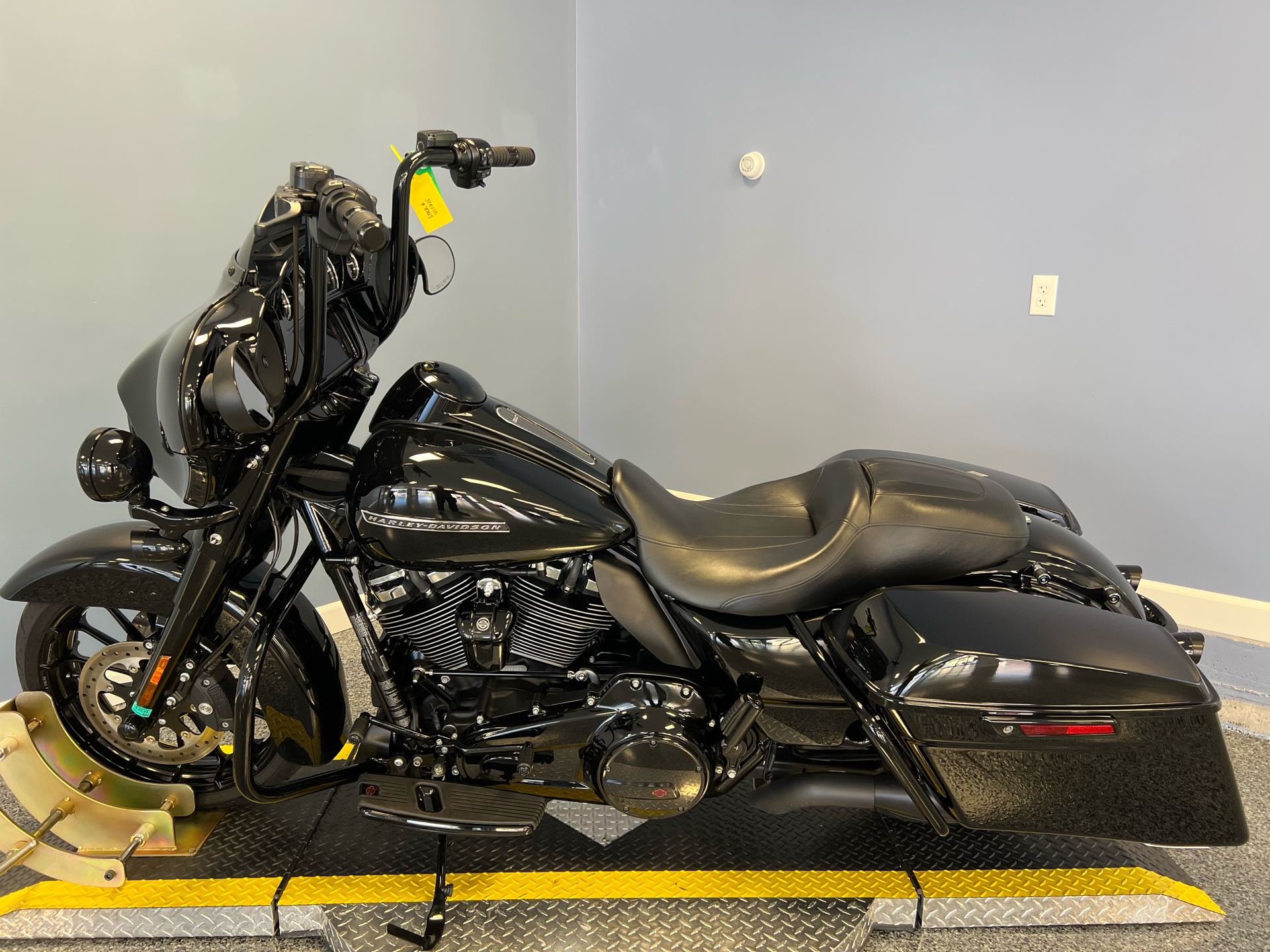 2019 Harley-Davidson Street Glide® Special in Meredith, New Hampshire - Photo 7