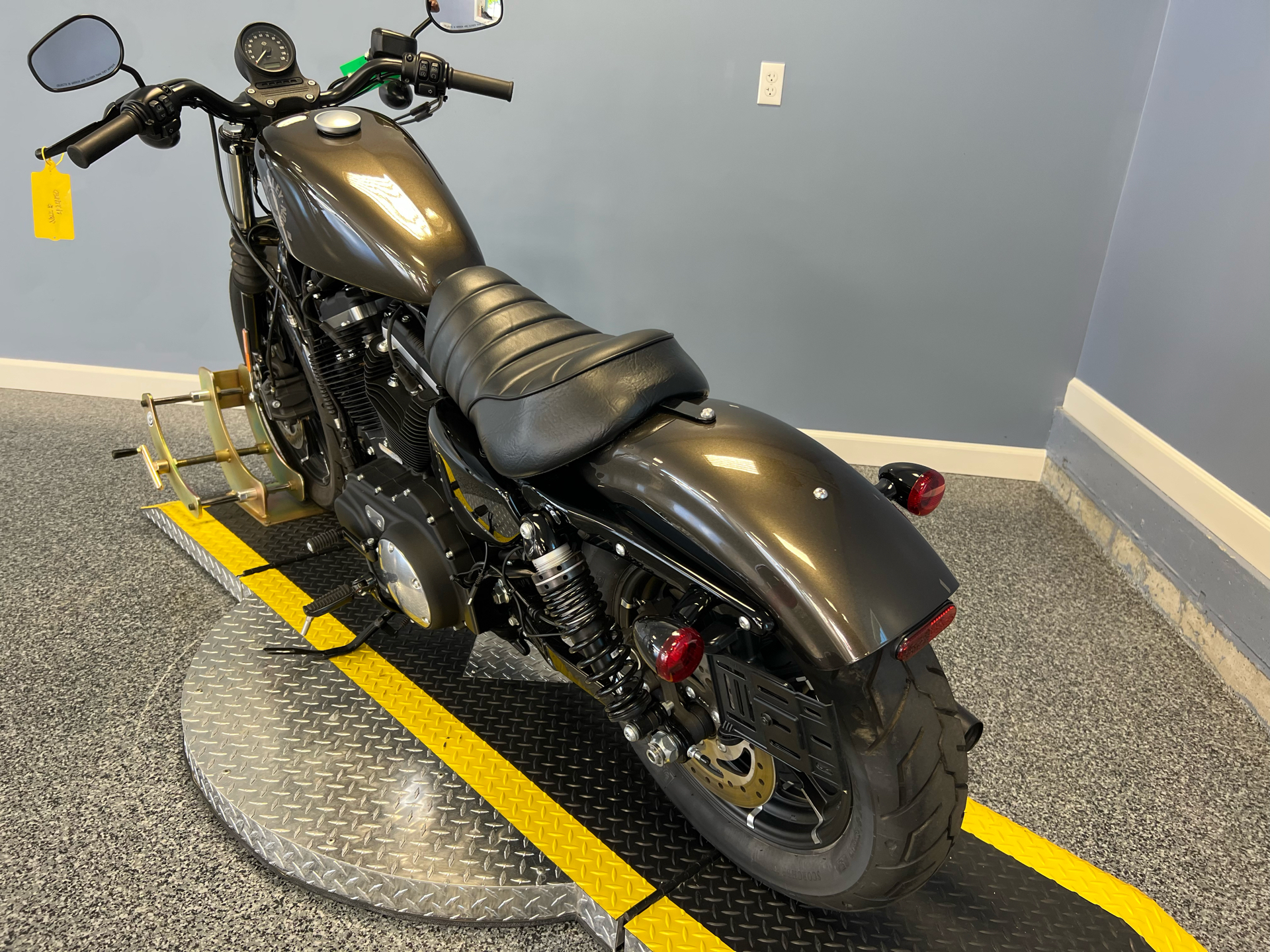 2020 Harley-Davidson Iron 883™ in Meredith, New Hampshire - Photo 6