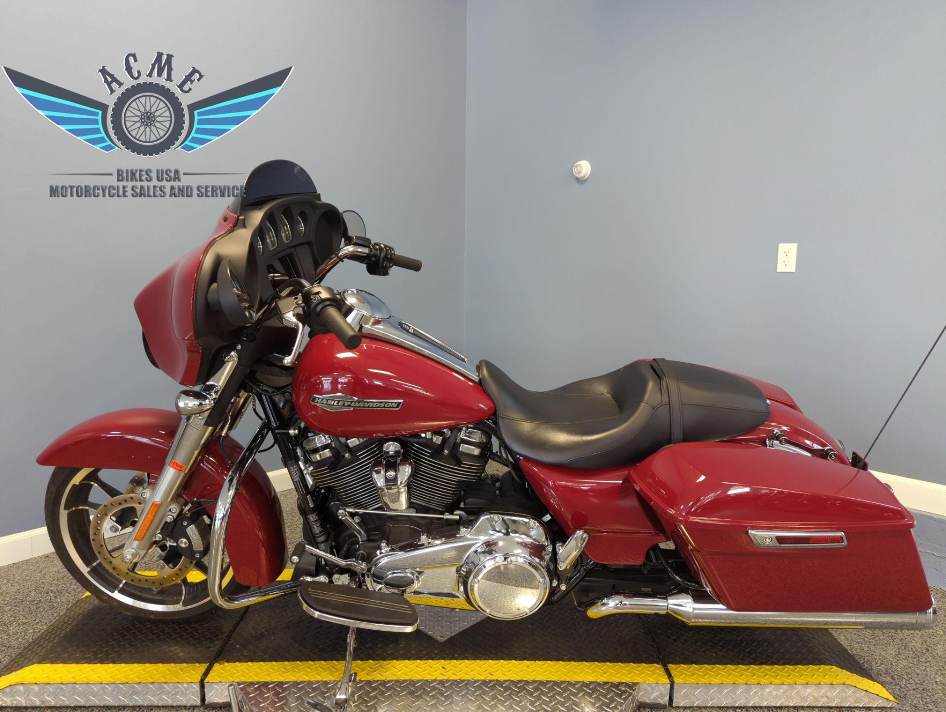2021 Harley-Davidson Street Glide® in Meredith, New Hampshire - Photo 6